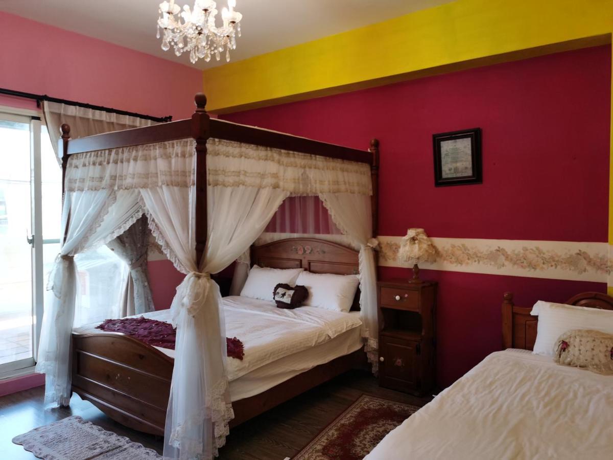 Golden Mary Bed & Breakfast Taitung ภายนอก รูปภาพ