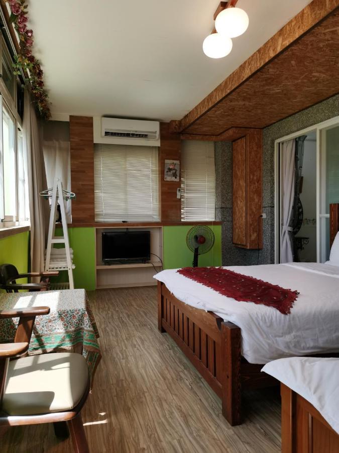 Golden Mary Bed & Breakfast Taitung ภายนอก รูปภาพ